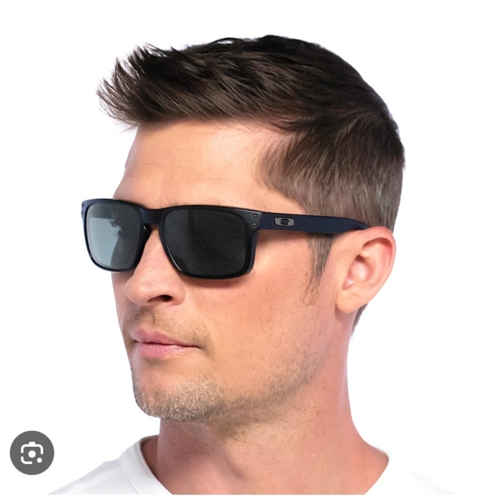 Nwot - Authentic - Oakley Gibston Polarized Sunglasses - Black Frames